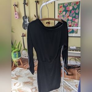 Black mini-dress long-sleeve